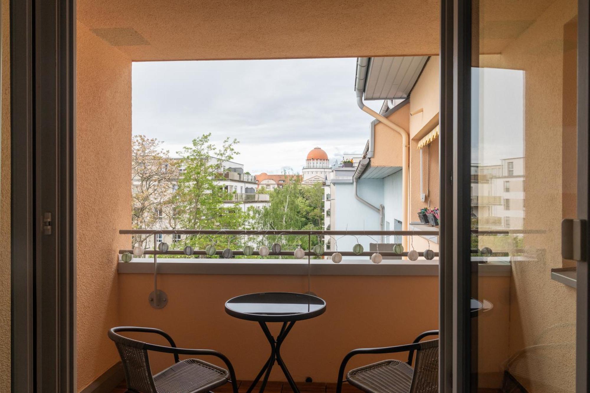 Home Shanti - Studio, Suedvorstadt, Balkon, Tv Leipzig Eksteriør bilde